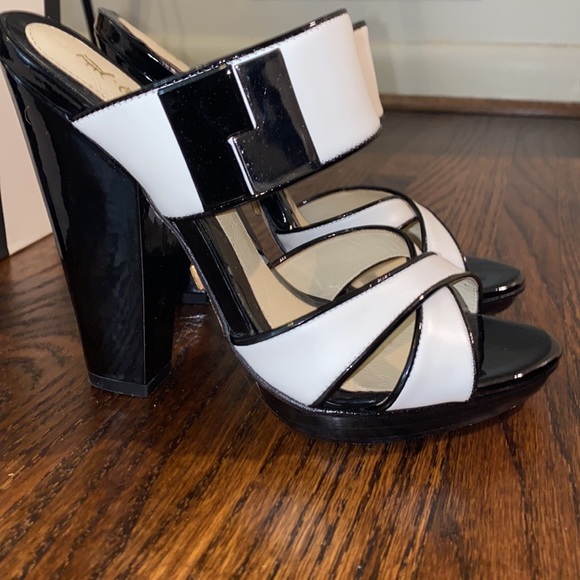 L.A.M.B. Sandra Heels - Picture 6 of 16